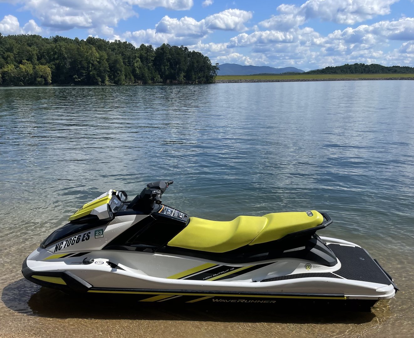 2021 Yamaha VX Waverunner Lake James Boat Rentals
